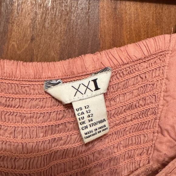 Forever 21 Ruffle Dress - Picture 5 of 5